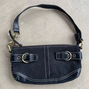 COPY - COPY - Vintage Coach shoulder bag